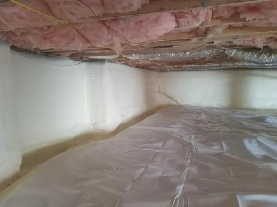 Crawl space encapsulation with closed-cell spray foam for Roof Maintenance in Soddy-Daisy